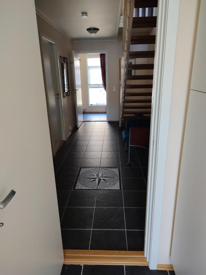 אבנסקייר Tjeldsundbrua Overnatting - Sjohus1 מראה חיצוני תמונה